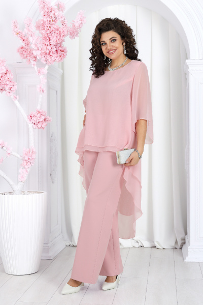 Нарядный брючный костюм из шифона с асимметричной туникой Ninele 6063 розовый - фото 1