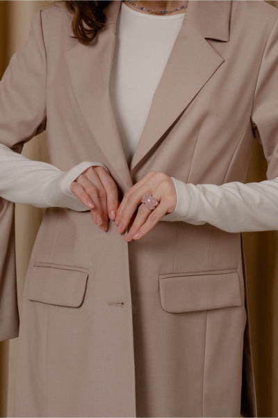 Бежевый жакет прямого силуэта с карманами и ремнем JRSy 2497 бежевый - фото 6