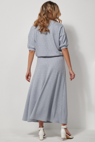 Костюм из вискозы с джемпером и юбкой макси AMUARt 1028-1 голубой - фото 12