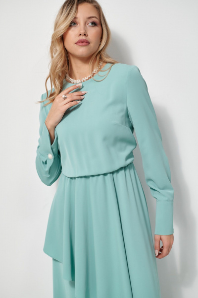 Платье макси полуприлегающего силуэта с резинкой AMUARt 1031 мятно-бирюзовый - фото 11