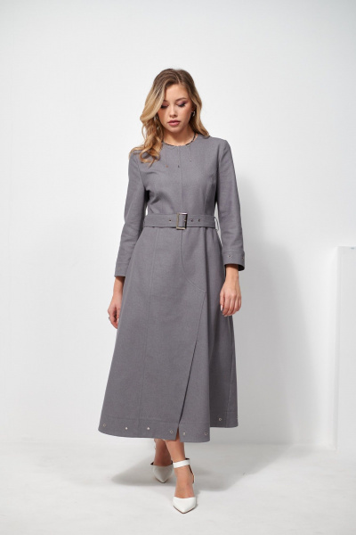 Джинсовое платье с карманами и съемным поясом AMUARt 1035 джинс,серый - фото 10