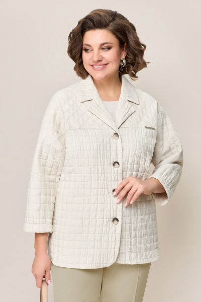 Бежевый костюм: жакет приталенный, брюки прямые, блуза легкая VOLNA 1359 молочно-бежевый - фото 2