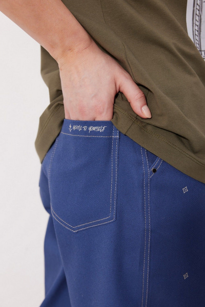 Модные брюки-бананы из джинса с карманами и подворотом MG Wear 4145 синий - фото 4