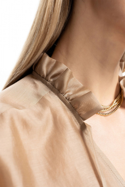 Блуза из легкого текстиля с рюшей и длинным рукавом SILVERSPICE S-7509 - фото 9