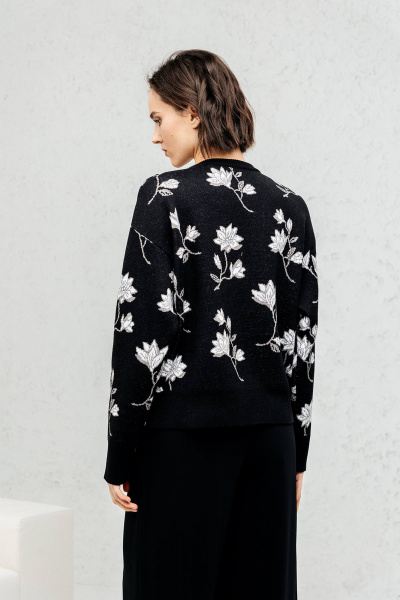 Джемпер приталенный с жаккардовым цветочным узором Romgil РВ0141-ХМ5 черный - фото 5