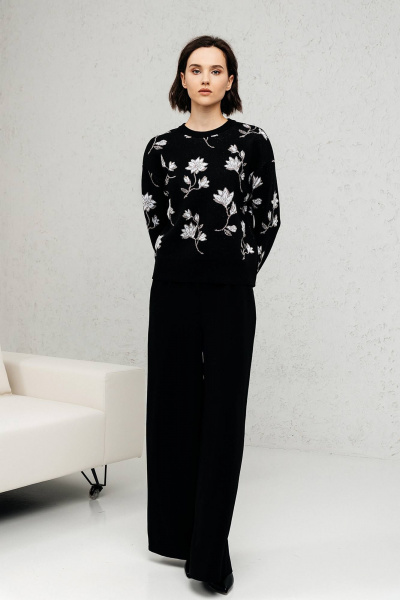 Джемпер приталенный с жаккардовым цветочным узором Romgil РВ0141-ХМ5 черный - фото 2