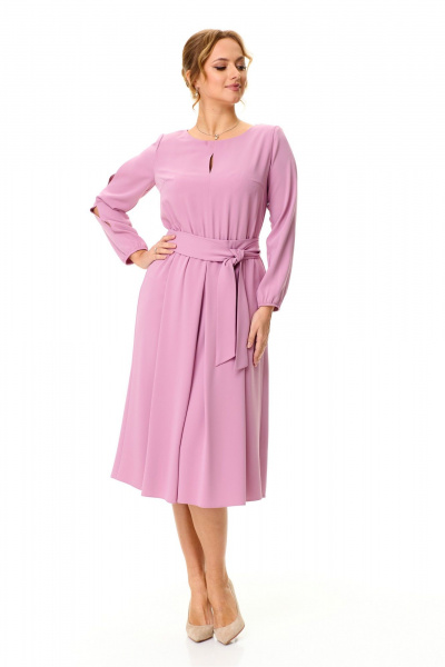 Платье миди с нагрудными вытачками и декоративным разрезом T&N 7605 пудра - фото 3