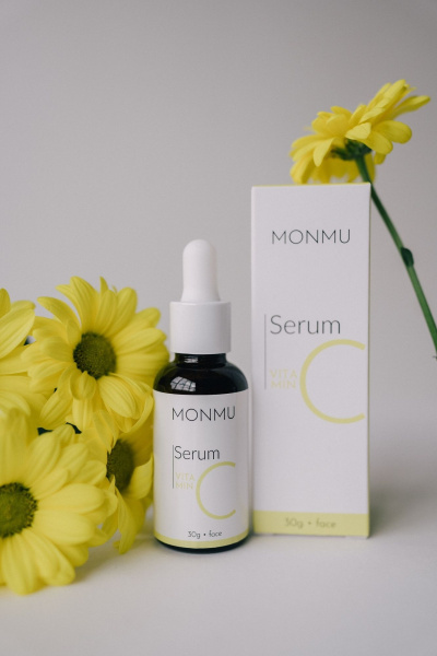 Сыворотка с витамином C для ухода за кожей круглый год MONMU Serum Vitamin C, 30g - фото 1