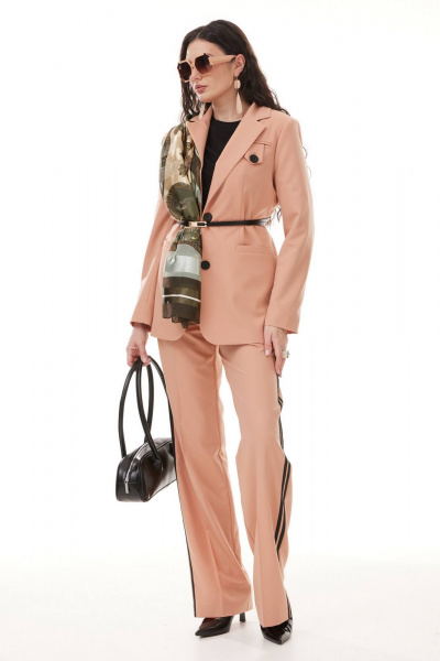 Женский деловой комплект из жакета, брюк и футболки Твой имидж 2095 персик - фото 8