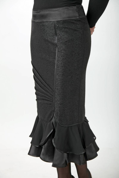 Черная трикотажная юбка с валанами и шифоновыми вставками Klever 402 черный - фото 1