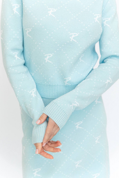 Джемпер и юбка из хлопкового трикотажа с ридзинкой Romgil РВ0019-ХЛ2 бледно-голубой, белый - фото 4