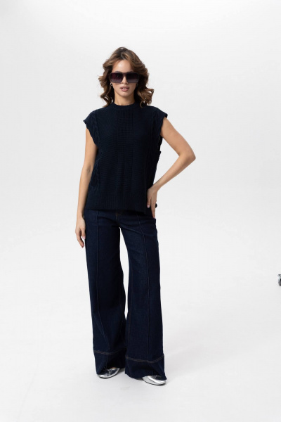 Объемный жилет из трикотажа с заниженной линией плеча и воротником-стойкой Romgil РВ0108-ШЕ5 темно-синий - фото 5