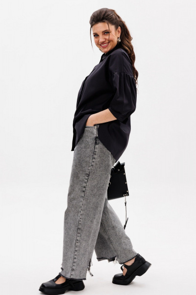 Черная деловая блуза из хлопка с комфортным кроем Anelli 1414 тень_стиля - фото 4