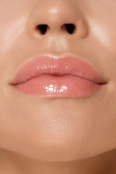 Блеск для губ LUXVISAGE LIP volumizer hot vanilla 2,9 г 304 Caramel - фото 3