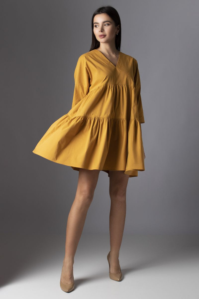 Платье свободного силуэта из хлопка с V-образным вырезом VIZAVI 636 горчица - фото 1