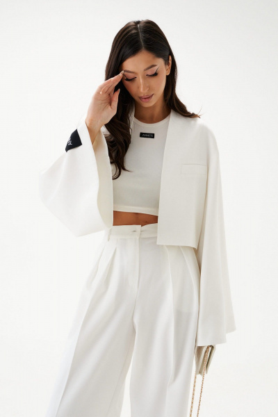 Топ приталенного силуэта из фактурного полотна ANNETE A2111 - фото 1