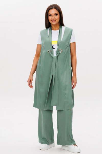 Зеленый укороченный костюм с жилетом и брюками Fantazia Mod 4787 - фото 4
