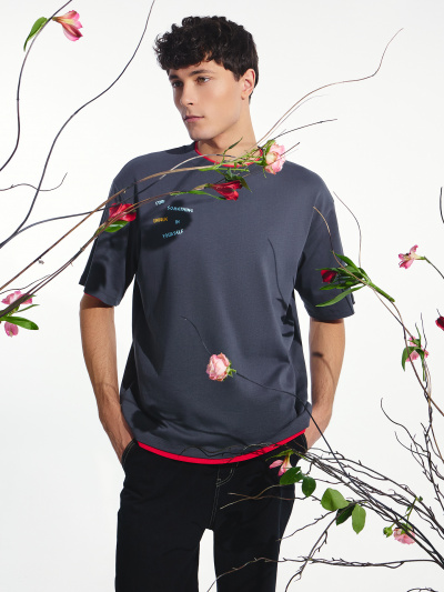 Футболка Mark Formelle 111932/24-4398П-0 графит_печать_1_сл_на_пол_1сл_на_спинке - фото 19