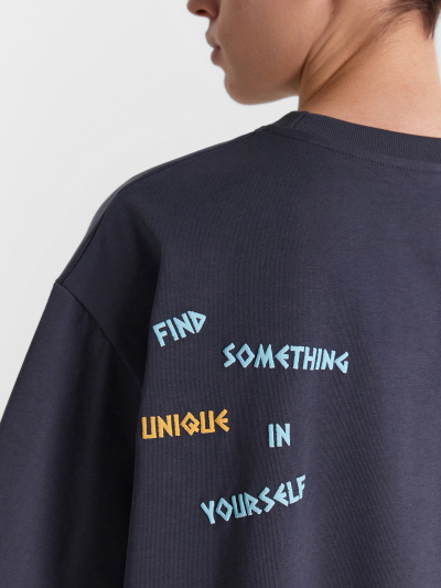 Футболка Mark Formelle 111932/24-4398П-0 графит_печать_1_сл_на_пол_1сл_на_спинке - фото 14