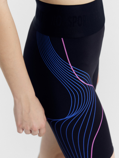 Шорты Mark Formelle 332353/24-26169П-2 черный_печать_2_сл_ПР_пер_зад_дет_1_сл_ЛВ_пер_зад_д - фото 4