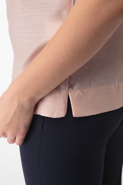 Очаровательная блуза из тончайшего полотна с драпировками Anelli 807 пудра - фото 10