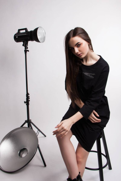 Платье о-силуэт кокон из трикотажа и сетки с стразами BUNABOUTIQUE 2046 - фото 5