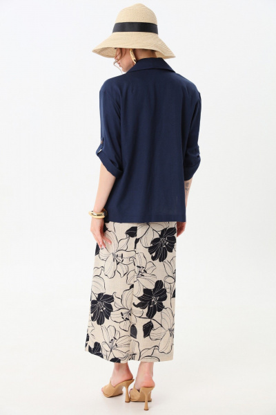 Жакет, юбка NikVa 972-2 индиго+песочно-синие лилии - фото 2