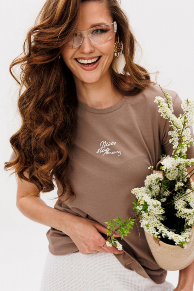 Футболка ERTANNO 2028 бежевый/капучино - фото 2