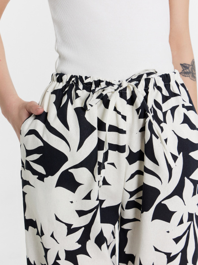 Брюки Mark Formelle 182511/24-32453П-9 цветы_на_молочном - фото 33