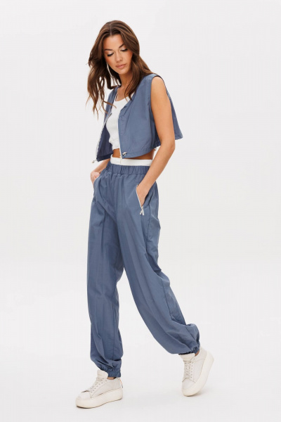 Трендовый брючный комплект из текстиля и трикотажа Fantazia Mod 4720 - фото 1