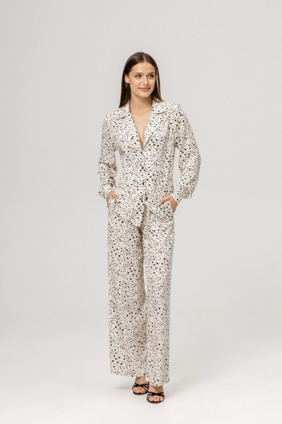 Блуза, брюки Twok 111006 белый с черными цветами - фото 1