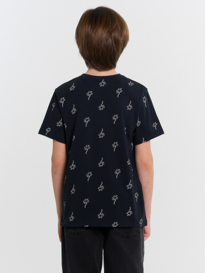 Футболка Mark Formelle 113379-2/25-37885П-0 голубая_дымка_пальмы_на_т.синем_2_сл_1изд_печ_на_ - фото 45