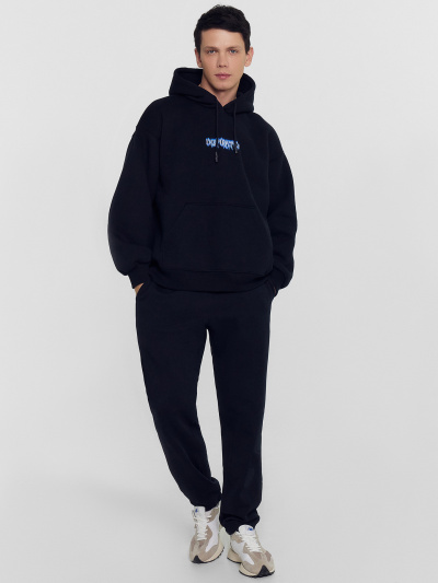 Худи Mark Formelle 121878/24-4279П-7П черный_печать_2_сл_на_пол_3_сл_на_спинке - фото 104