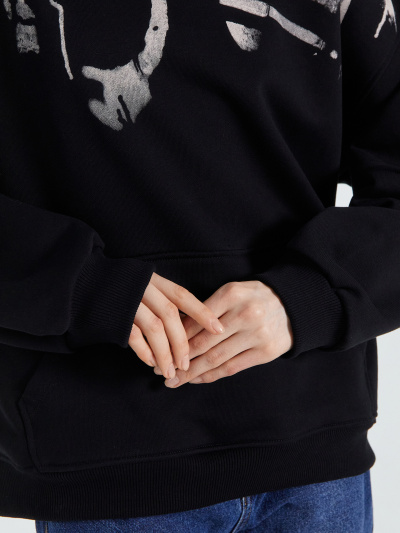 Худи Mark Formelle 122987/24-29342П-7 черный_печать_1_сл_на_пол_1сл_на_спинке - фото 103