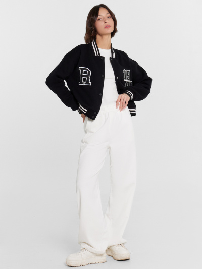 Бомбер Mark Formelle 172097/1/24-30284П-7П-2 черный_печать_475_D_вышивка - фото 9