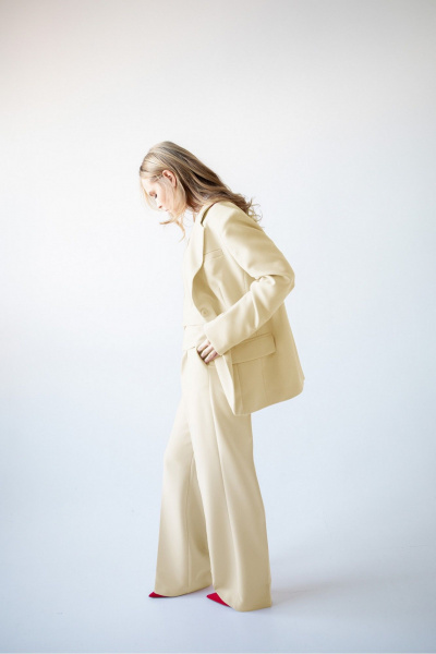 Брюки, жакет, топ PiRS 5890 сливочный - фото 10