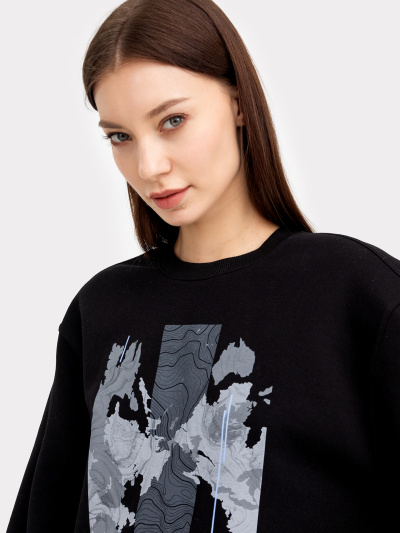 Свитшот Mark Formelle 122934/1/24-25407П-7П черный_печать_3_сл_на_пол_ДКна_спинке - фото 7