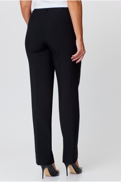 Черные классические брюки с карманами и резинкой БелЭльСтиль 596-2_79_22 черный однотон - фото 6