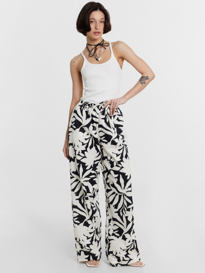 Брюки Mark Formelle 182511/24-32453П-9 цветы_на_молочном - фото 2