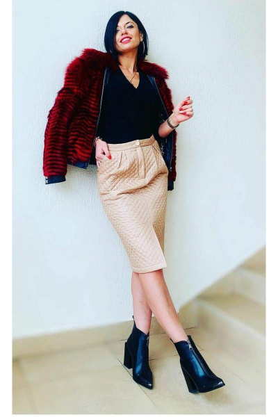 Юбка стеганная на подкладке с разрезом и поясом S. Veles 1-232 бежевый - фото 1