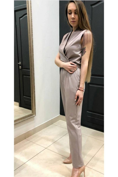 Комбинезон приталенного силуэта с бахромой и поясом S. Veles 4-120 бежевый - фото 1