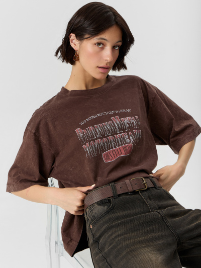 Футболка Mark Formelle 112961-1/25-ОБР38416П-0 ACID_WASH_коричневый_печать_009.2_Эйсид_1_сл_н - фото 4