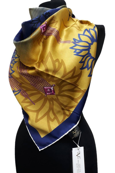 Шаль из полиэстера 90х90 см для повседневного образа TrendCorner 3-11-11-185 1130 - фото 1