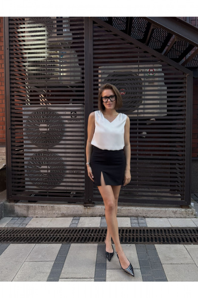 Мини-юбка с разрезом по ноге на каждый день и для наряда THE.WOMAN 0032 черный - фото 2