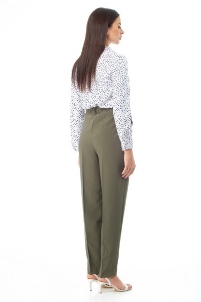 Брюки из текстиля с подкройными кокетками и потайной застежкой Anelli 895 хаки - фото 5