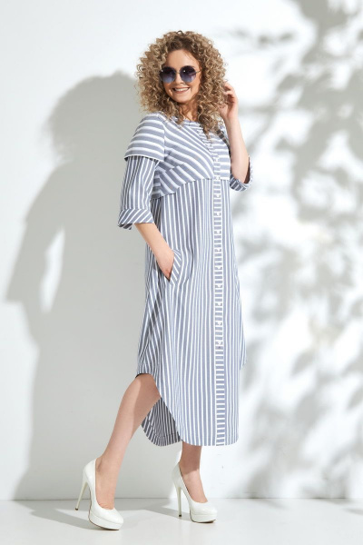 Платье-рубашка из текстиля с прорезными карманами и фигурным низом Euromoda 336 серо-голубой - фото 1