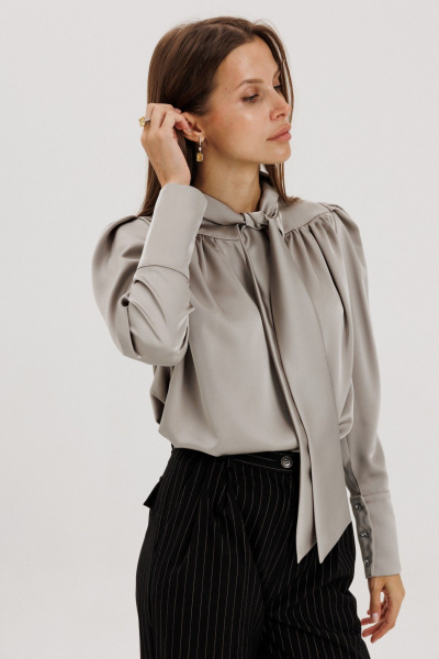 Блуза THE NAME 2422 оливка - фото 2