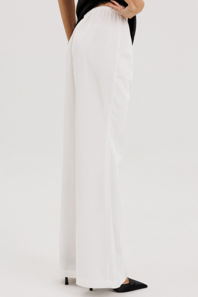 Брюки THE NAME 2435 молочный - фото 5