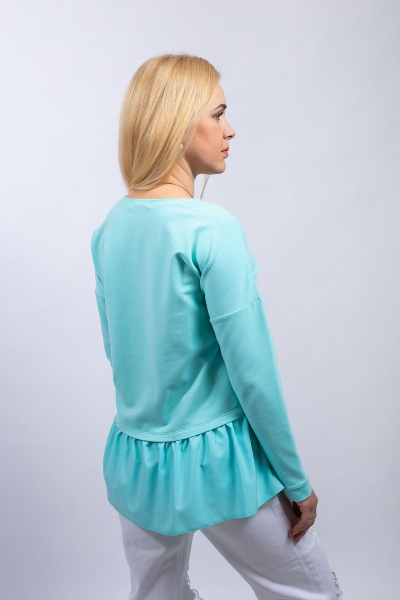 Голубой трикотажный джемпер с воланом Пинск-Стиль 3909 голубой - фото 4