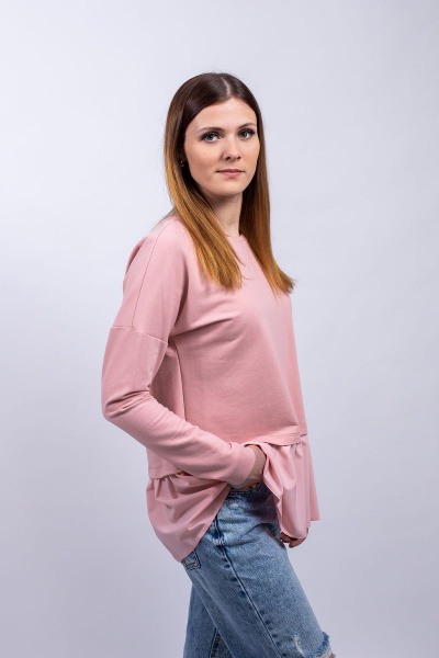 Джемпер на каждый день из трикотажа с воланом Пинск-Стиль 3909 розовый - фото 1
